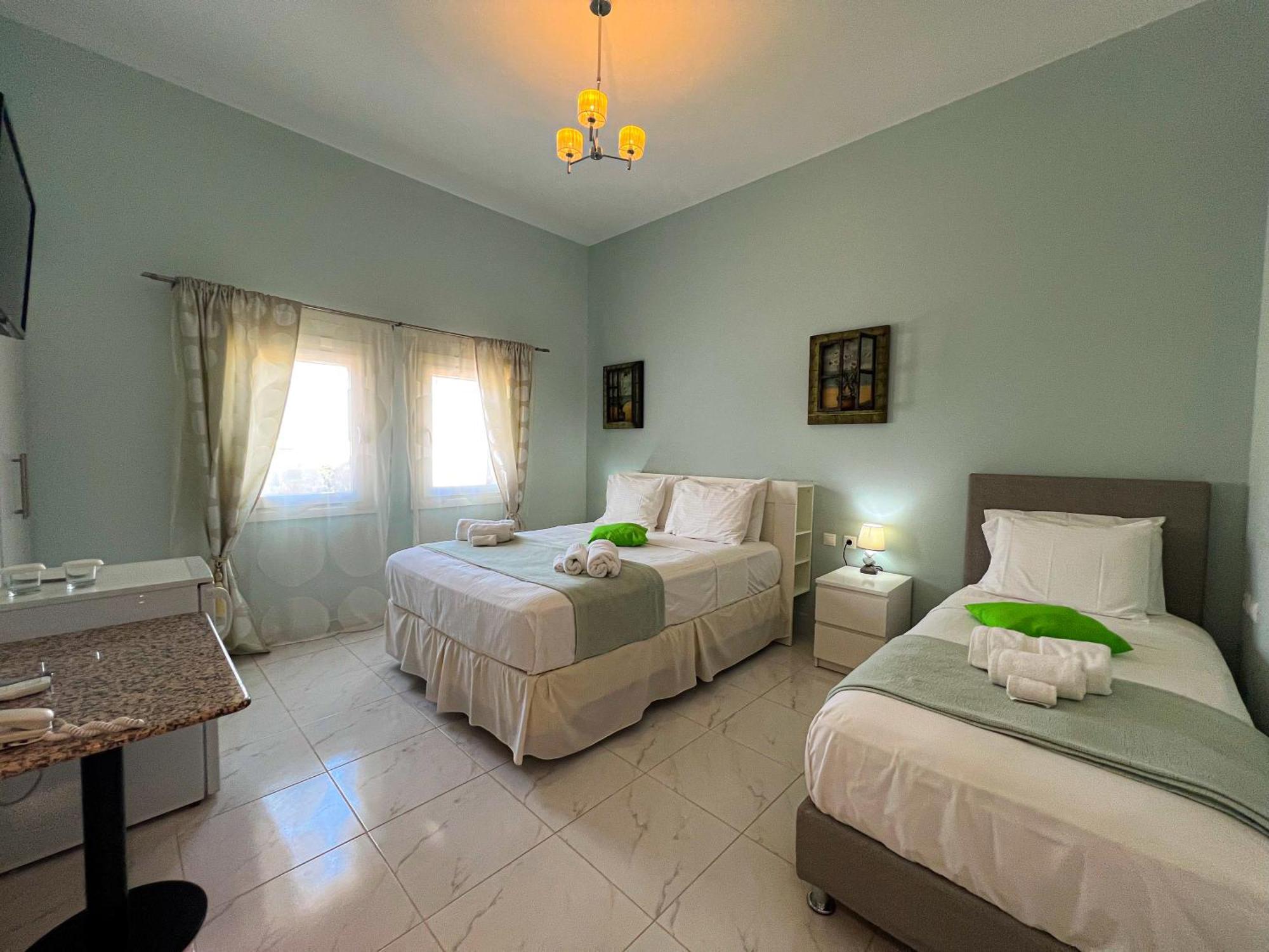 Myrto Hotel Koufonisia Exterior photo