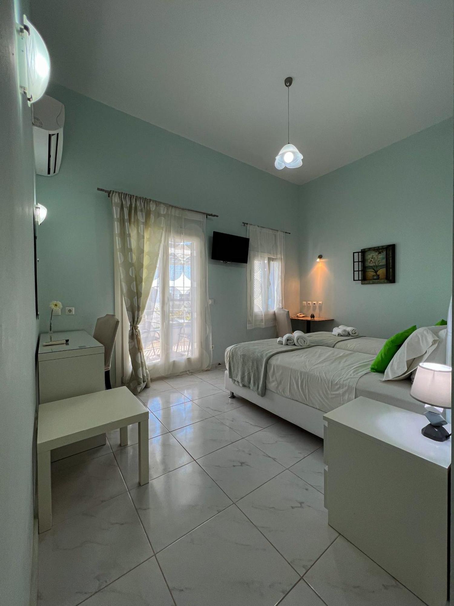 Myrto Hotel Koufonisia Exterior photo