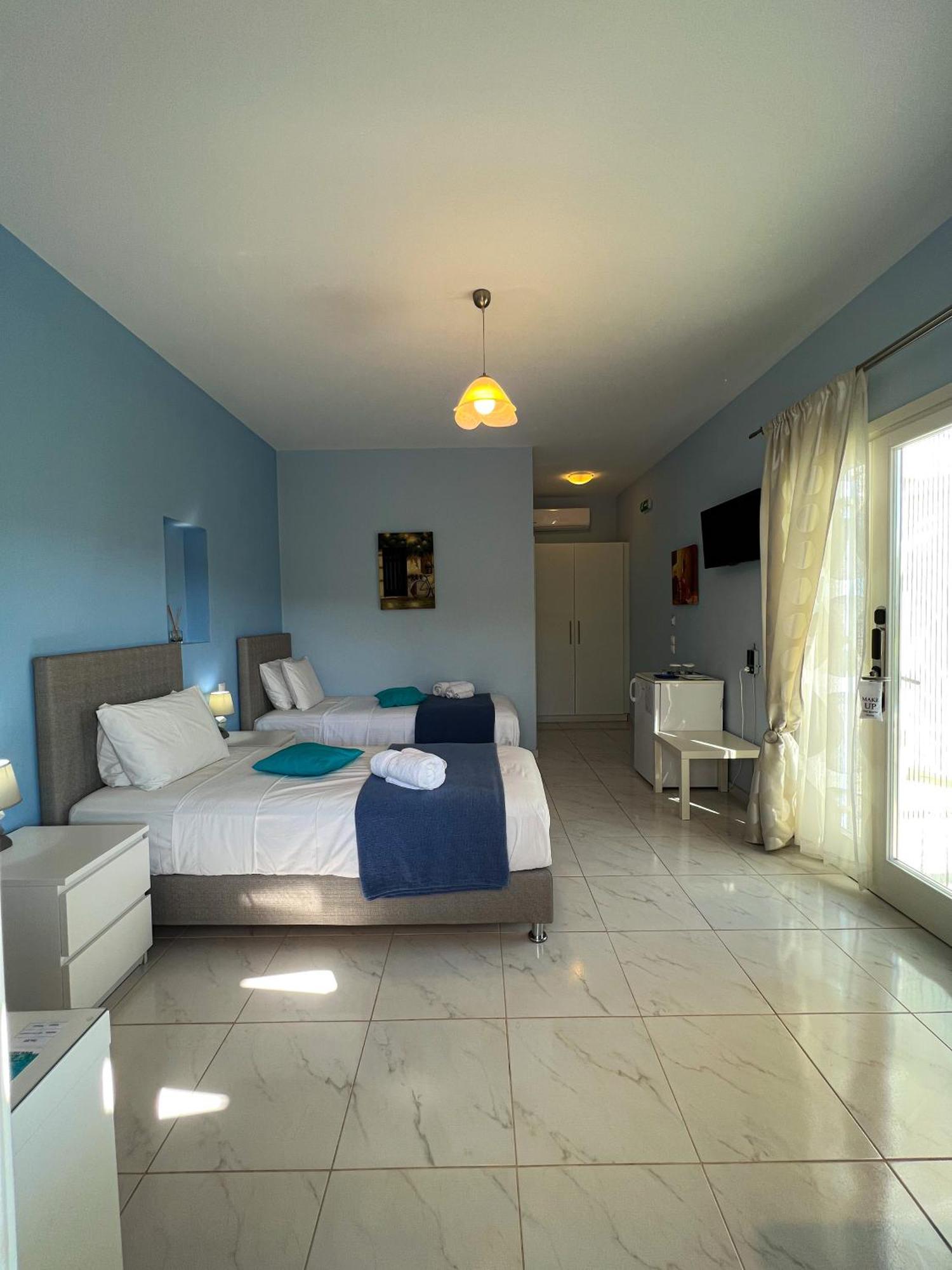 Myrto Hotel Koufonisia Exterior photo